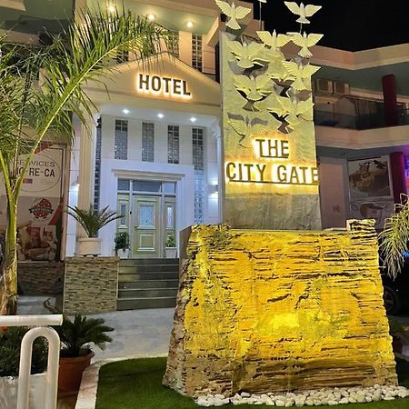 The City Gate Hotel Sarandë 外观 照片