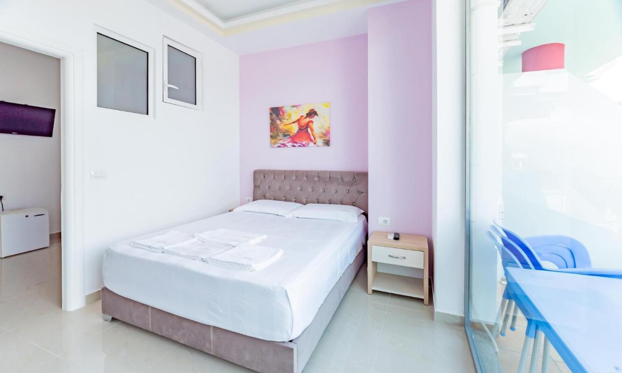 The City Gate Hotel Sarandë 外观 照片