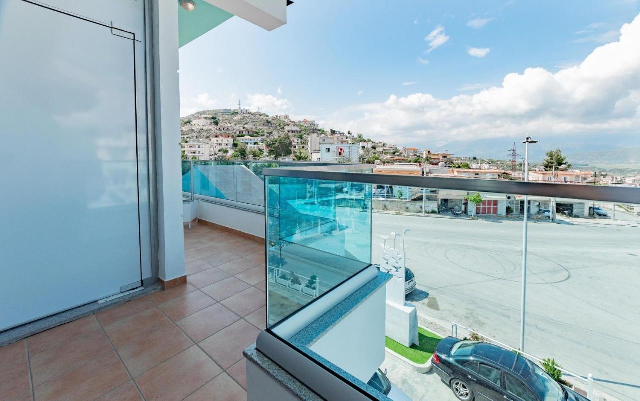 The City Gate Hotel Sarandë 外观 照片