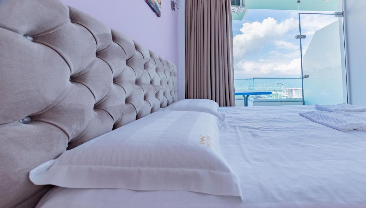 The City Gate Hotel Sarandë 外观 照片